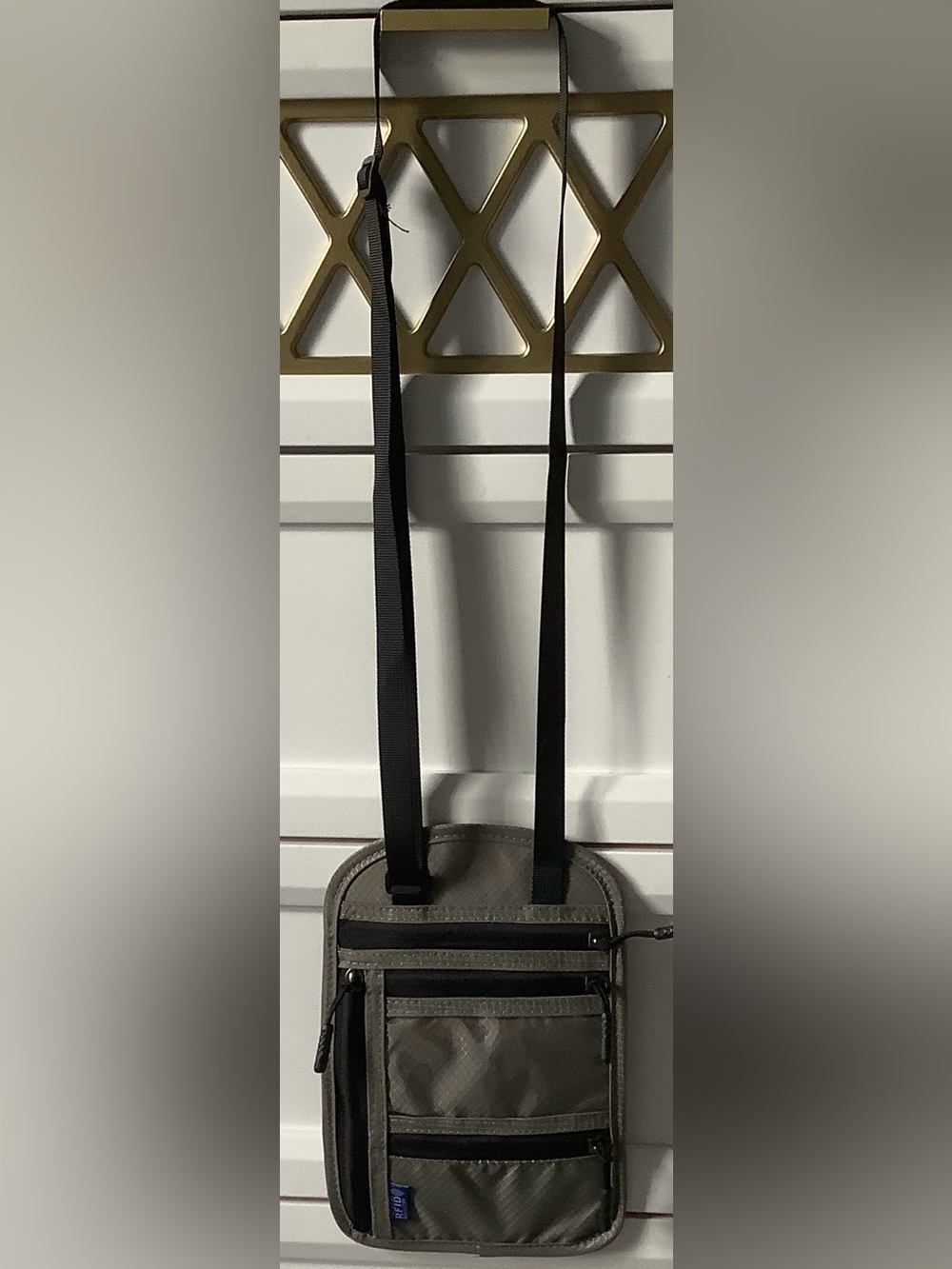 Compact Men's Crossbody Organizer Bag - Unbranded